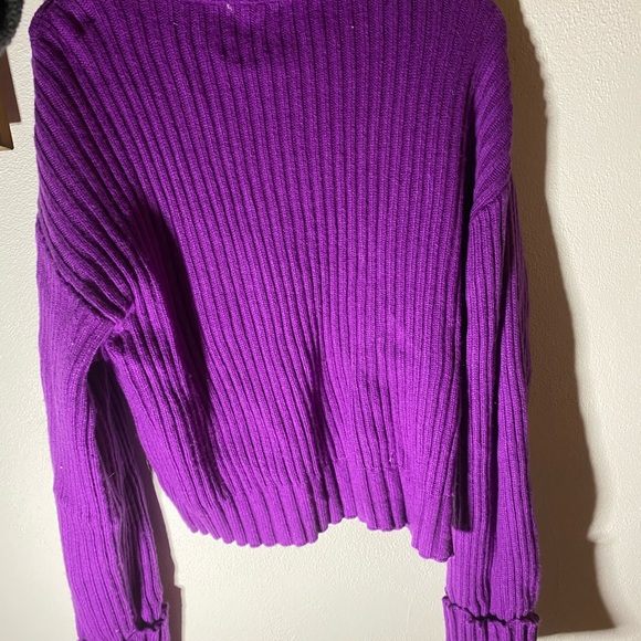 💕purple turtleneck💕 - Picture 4 of 5